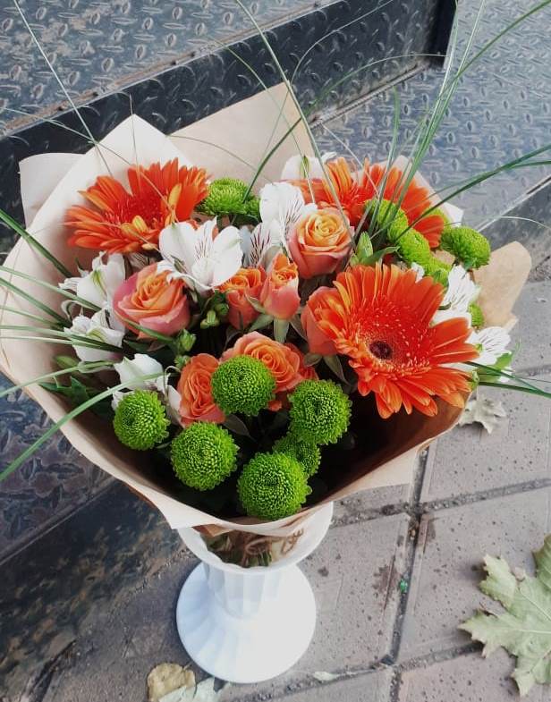 Букет цветов из: Герберы, Хризантемы, Альстромерии и Розы в Николо-Варваринке