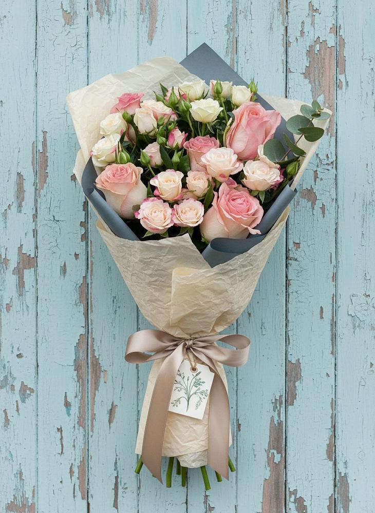 Букет цветов из: Розы в Николо-Варваринке