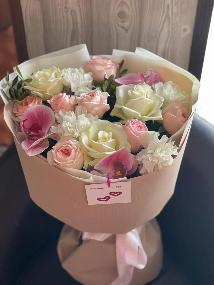 Букет цветов из: Орхидеи, Розы и Гвоздики в Николо-Варваринке