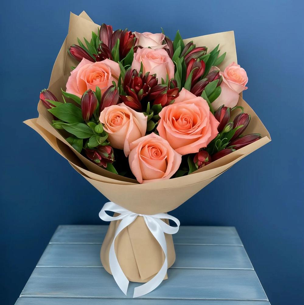 Букет цветов из: Розы и Альстромерии в Николо-Варваринке