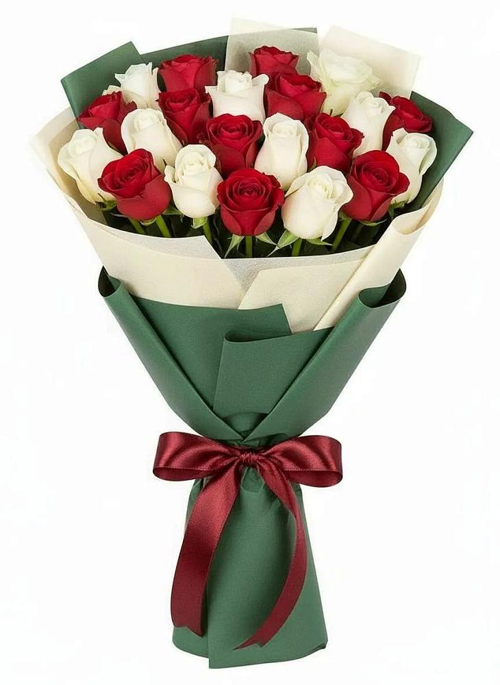 Букет Микс из красных и белых роз в Николо-Варваринке
