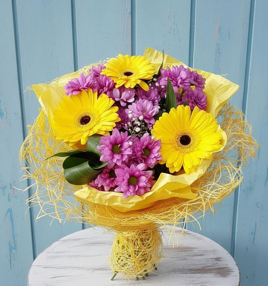 Букет цветов из: Хризантемы и Герберы в Николо-Варваринке