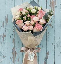 Букет цветов из:  Розы в Николо-Варваринке
