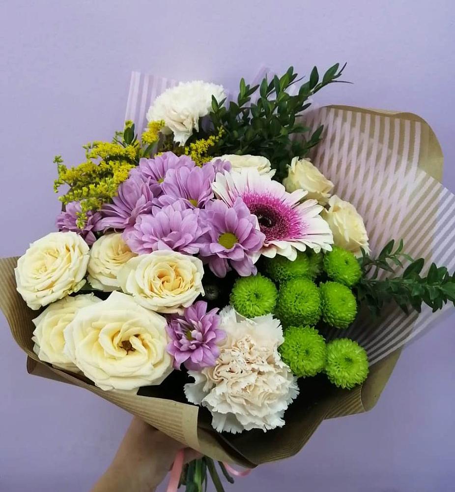 Букет цветов из: Хризантемы, Розы, Гвоздики и Герберы в Николо-Варваринке