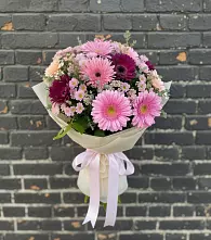 Букет цветов из:  Герберы и Хризантемы в Николо-Варваринке